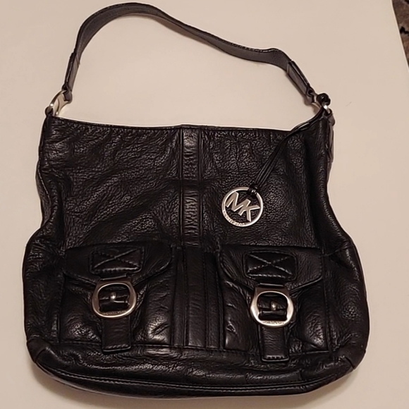 2006 Michael Kors soft leather black purse with silver hardware - Picture 4 of 17